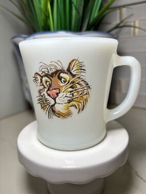 Anchor Hocking 1960s Esso "Put a Tiger in Your Tank" Fire-King Milk Glass Mug